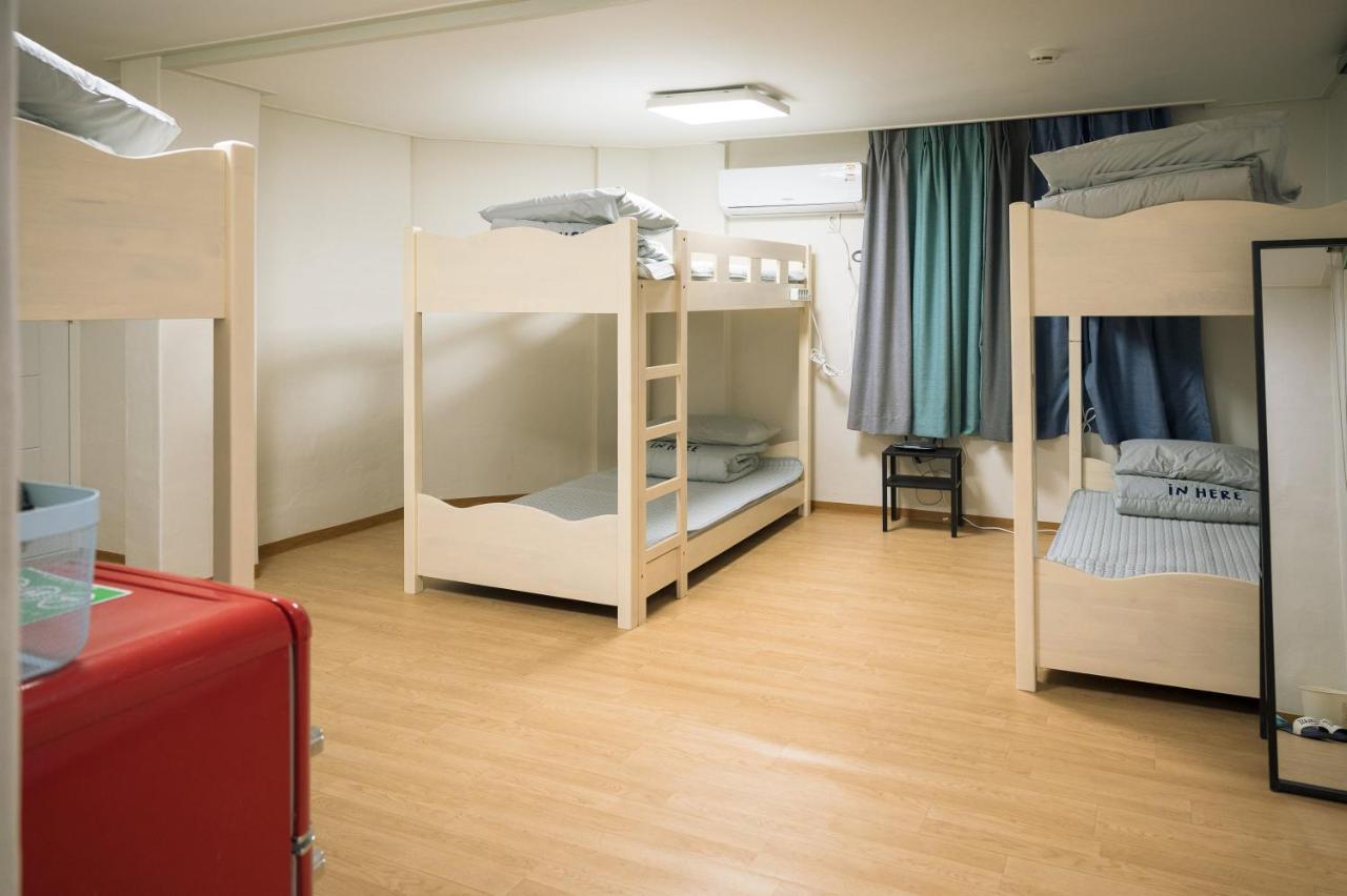 Inhere Guesthouse Кёнджу Экстерьер фото