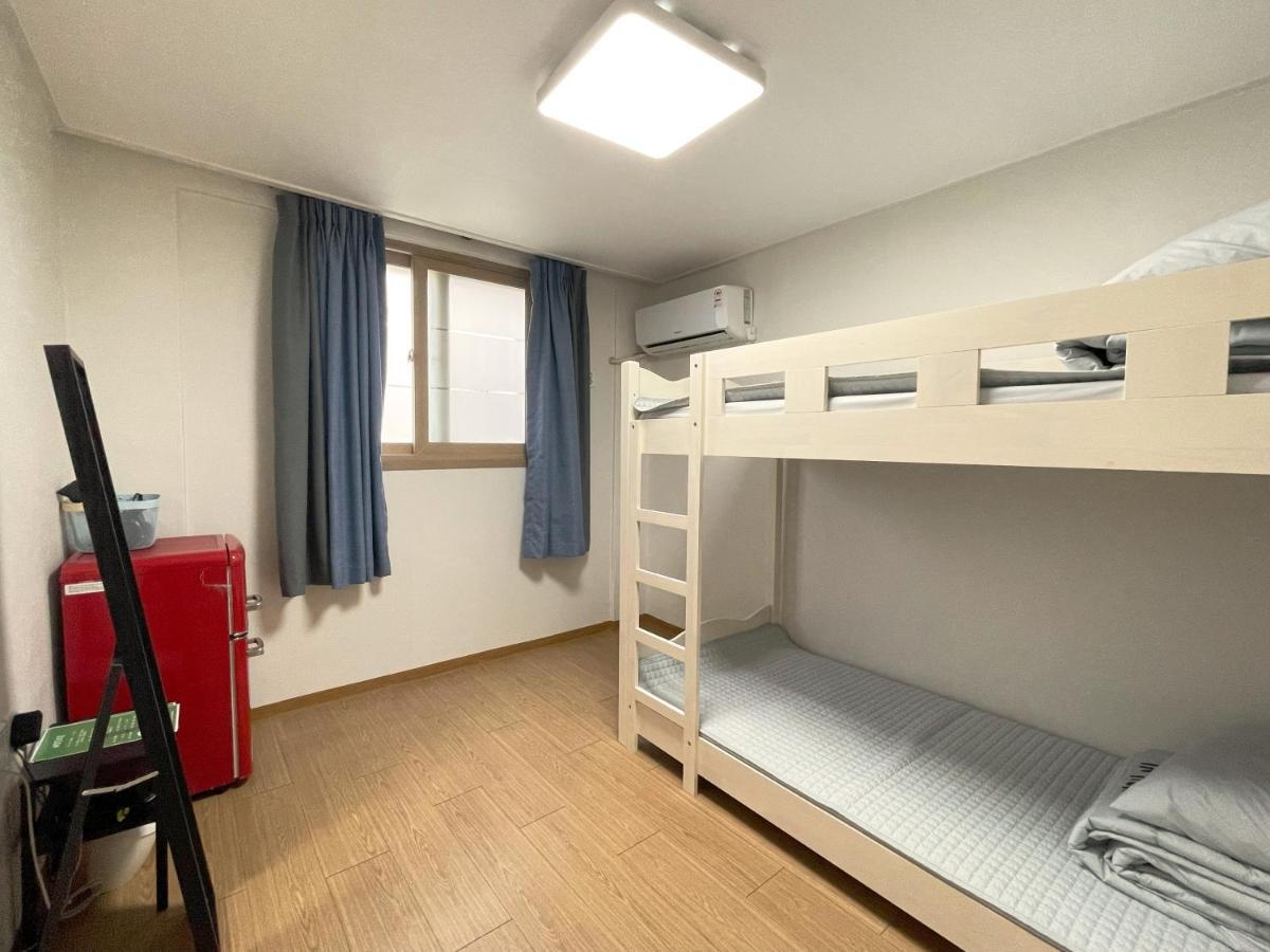 Inhere Guesthouse Кёнджу Экстерьер фото