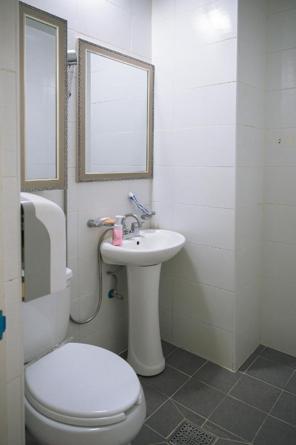 Inhere Guesthouse Кёнджу Экстерьер фото